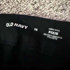 Old Navy Black High-Rise Pixie Pants